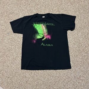 Black Vintage “Northern Lights Alaska” Graphic T-Shirt L